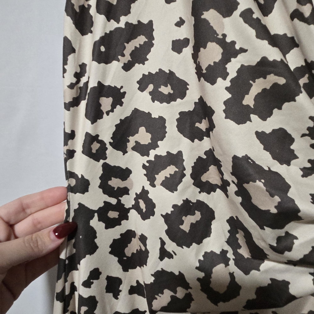 Leopard Print Knot Detail Dress - Picture 4 of 5